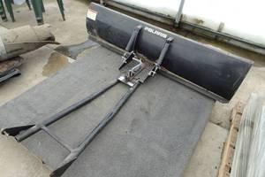lot 225 image: Polaris Glacier System 5 ATV Plow