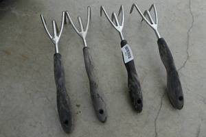 lot 219 image: 4 NEW Garden Hand Rakes