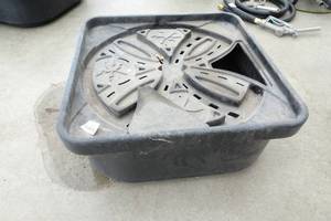 lot 195 image: Atlantic Water Basin for Water Feature