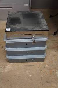 lot 24 image: 4 Cash Drawers