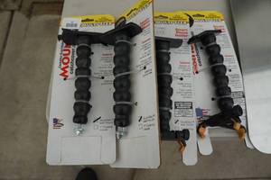 lot 42 image: 2 Catch Cover Smart Phone Holders and Camera-Electronics Mounts
