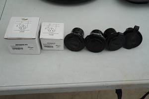 lot 52 image: 125V Grounding Flanged Inlets