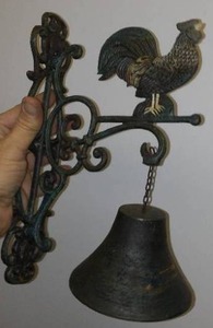 Cast Bell, Chicken Theme.