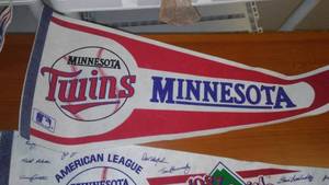 MN Twins Pennants (4).