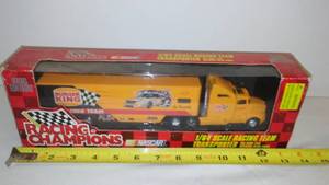 Burger King Semi Tractor Trailer NASCAR, Racing Champions.