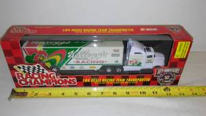 Kelloggs Racing Semi, Tractor Trailer NASCAR, Racing Champions.