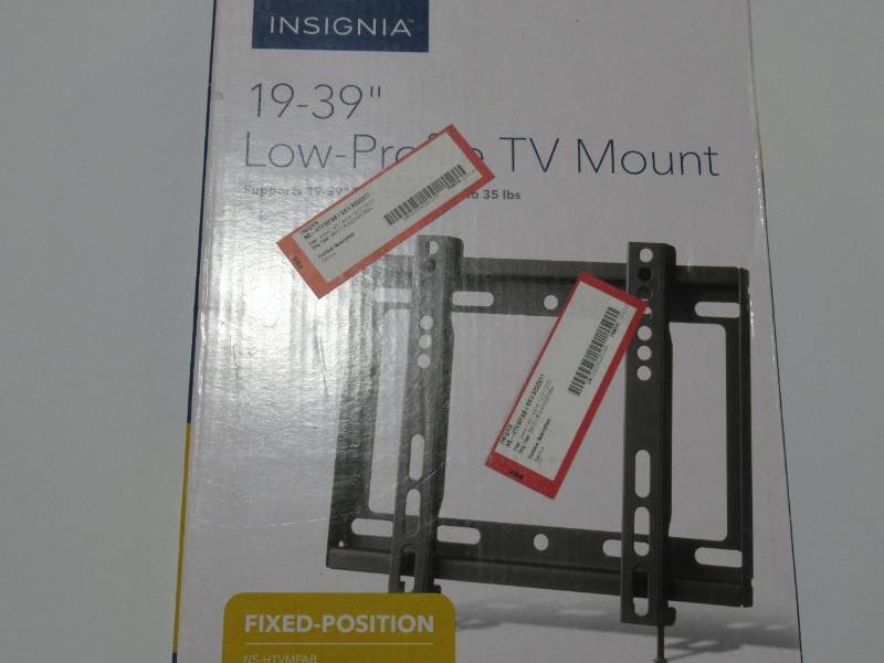 lot 21 image: Insignia - Fixed TV Wall Mount for Most 19 - 39 TVs - Black