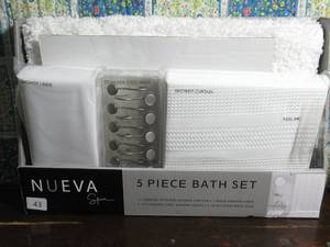 lot 43 image: Nueva Spa 5 Piece Bath Set, White