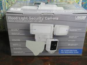 lot 46 image: Feit Electric LED 1080P HD Smart Flood Security Light