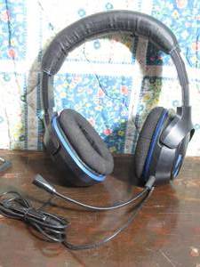 lot 132 image: Turtle Beach - RECON 150 Wired Gaming Headset for PS4 PRO, PS4, Xbox One, PC, Mac, and MobileTablet Devices - BlackBlue