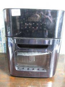 lot 158 image: SHAQ 1700W 12qt 7-in-1 Air Fryer Oven Pro w Accessories