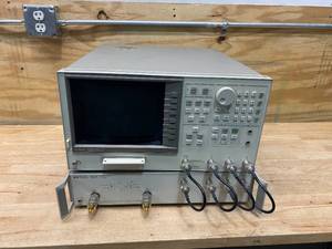 lot 127 image: AGILENT 8753D Network Analyzer and HEWLETT PACKARD 85046A S-PARAMETER TEST SET