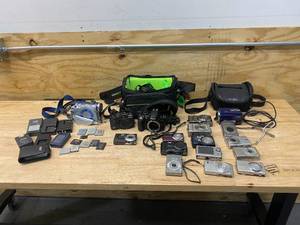 lot 83 image: Lot of Cameras and Related