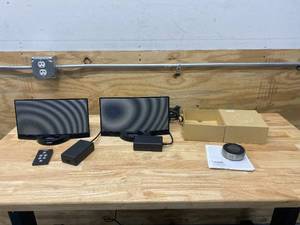 lot 65 image: Lot of 2 Bose Sound Stations and a NEST