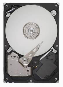 lot 72 image: SEAGATE Barracuda Green 2 TB 5900RPM SATA 3Gbs 64 MB Cache 3.5-Inch Internal Desktop Hard Drive ST320005N4A1AS-RK-Retail Kit