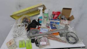 lot 33 image: Shop Items