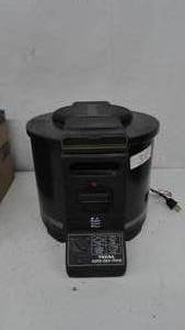 lot 35 image: Deep Fryer Tefal Super  Black & Decker Juice Extractor