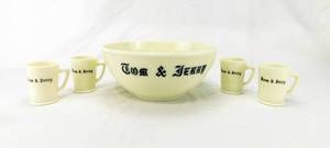 Vintage Mckee 1930s Custard Tom and Jerry Uranium Bowl and 4 Mugs