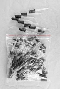 lot 157 image: Lot of 72 Mercer Glass Works Merco 3 Inch Glass Pipette Medicine Droppers With Bent Tips