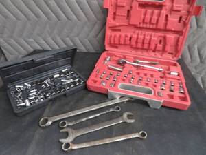 lot 39 image: SOCKETS AND WRENCHES