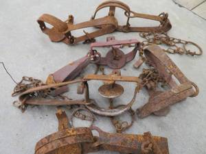 lot 109 image: TRAPS
