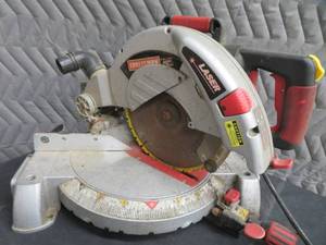 lot 122 image: CRAFTSMAN LASER TRACK CHOP SAW