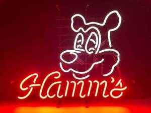 lot 35 image: Hamms Beer bear neon