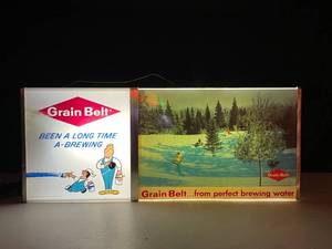 lot 59 image: Grain Belt light up window sign