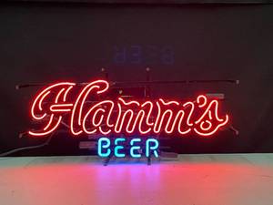 lot 65 image: Hamms Beer neon, looks new
