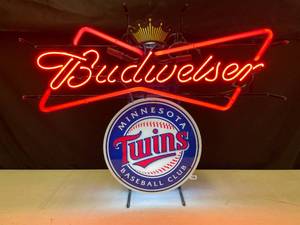 lot 72 image: Budweiser MN Twins Baseball Club neon