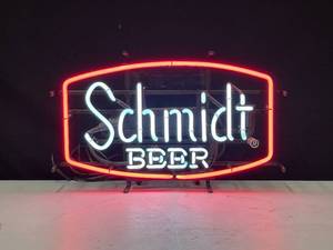 lot 78 image: Schmidt Beer neon