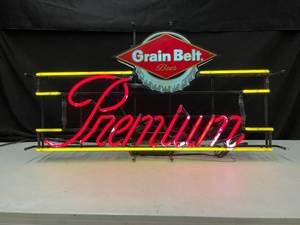 lot 194 image: Grain Belt Premium neon