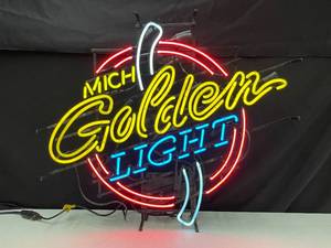 lot 196 image: Mich Golden Light neon