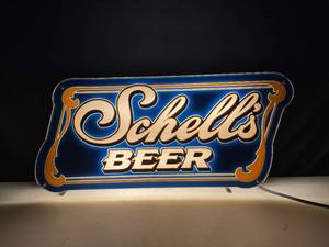 lot 242 image: Schells Beer fluorescent light up