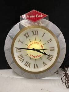 lot 248 image: Grain Belt Premium Beer illuminated Sundial Clock