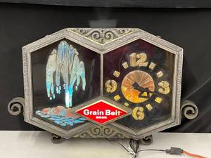 lot 252 image: Grain Belt Fountain Clock Spectacular