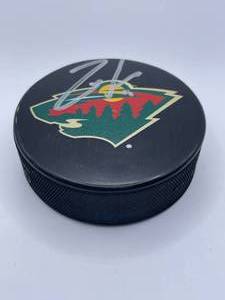 lot 56 image: MN Wild autographed hockey puck, Zach Parise