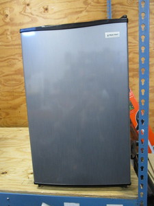 Magic Chef Mini Fridge