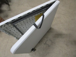 Folding Poly Table
