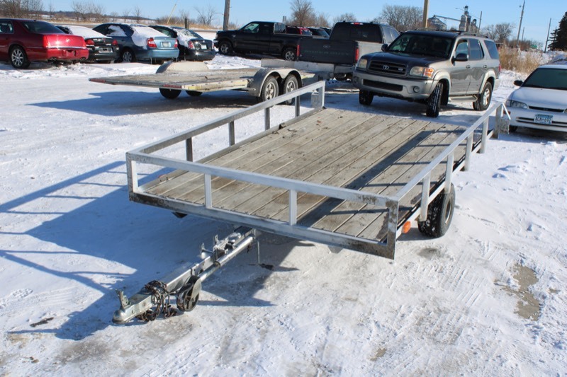 2518 MN Auto Auctions WEDNESDAY WEDNESDAY WEDNESDAY!!! NO