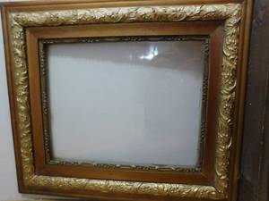 lot 351 image: Antque picture frame