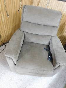 lot 361 image: Lift recliner chair