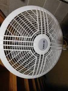 lot 218 image: Electric fan