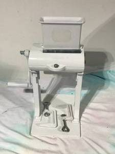 lot 145 image: Weston Pasta maker