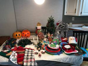 lot 72 image: Totes of christmas items & some halloween