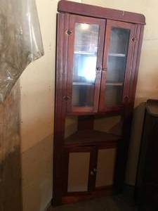 lot 399 image: Antique corner cabinet