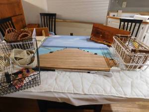 lot 270 image: 2 wood shelves, 2  wicker baskets, 2 wall hanging pictures and metal baskets