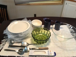 lot 232 image: Gibson plate and bowl set, metal measing cups, utinsels & 2 serving bowls