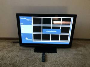 lot 321 image: 42 Panasonic  Veija flat screen TV