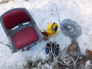 lot 330 image: Fishing equipment
